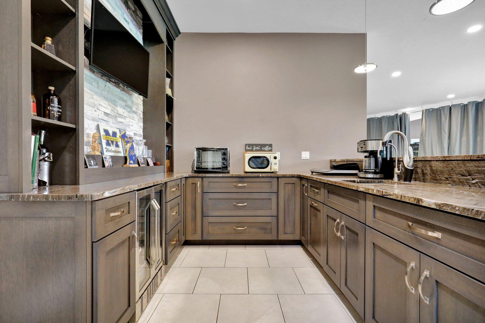 7074 South Ainger Road Olivet, MI 49076 - Photo 33 of 47 40-web-or-mls-Open Ended Media-39