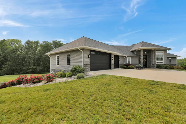 $1,100,000 | 7074 South Ainger Road, Olivet, MI 49076