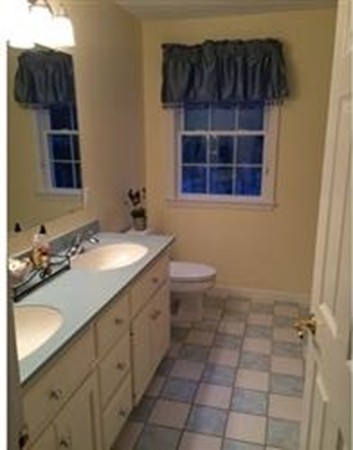 4 Riverbend Road Upton, MA 01568 - Photo 10 of 13 Gallery Image 10