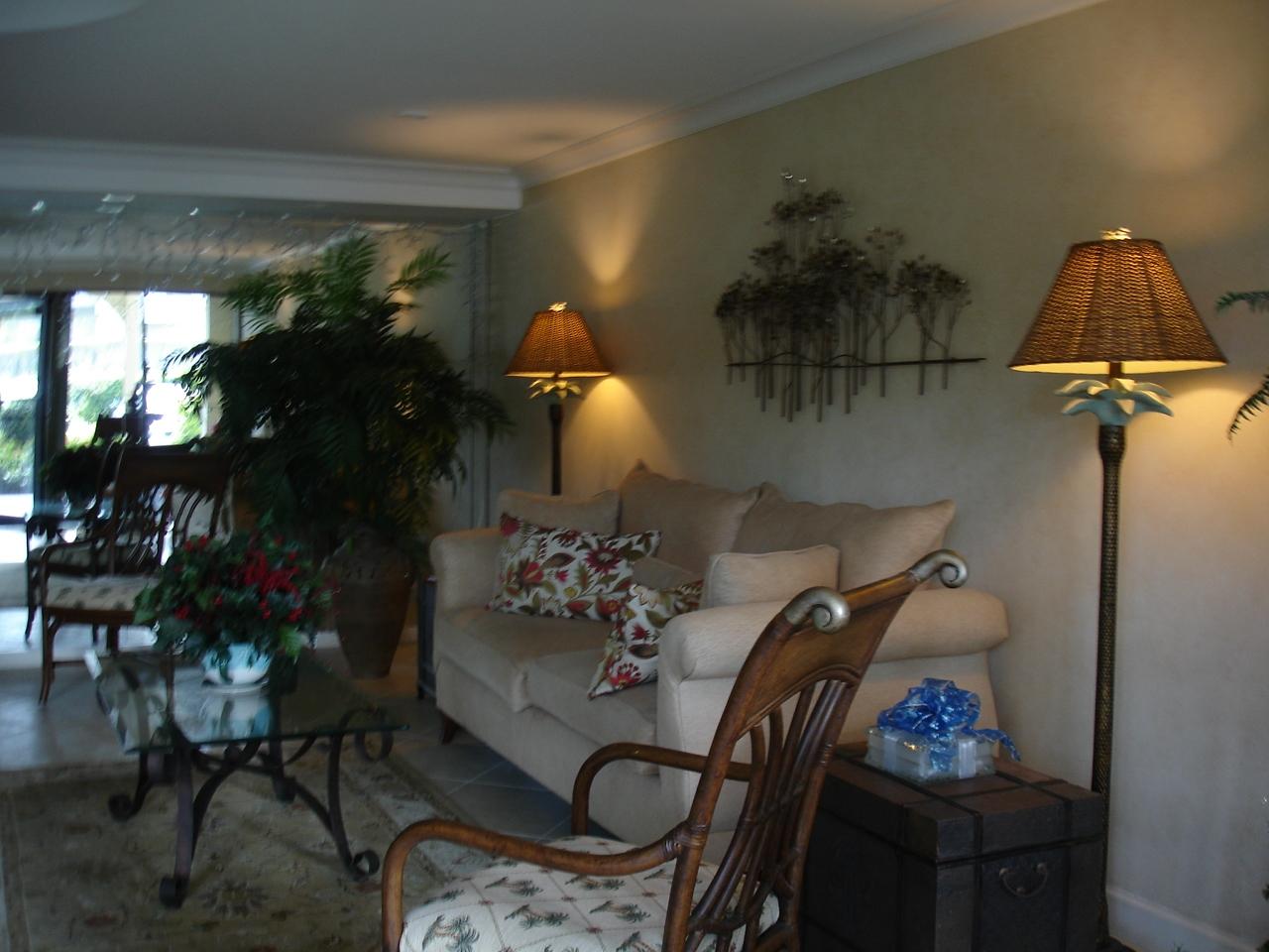 951 De Soto Road, Unit 328 Boca Raton, FL 33432 - Photo 19 of 22 Lobby / Reception