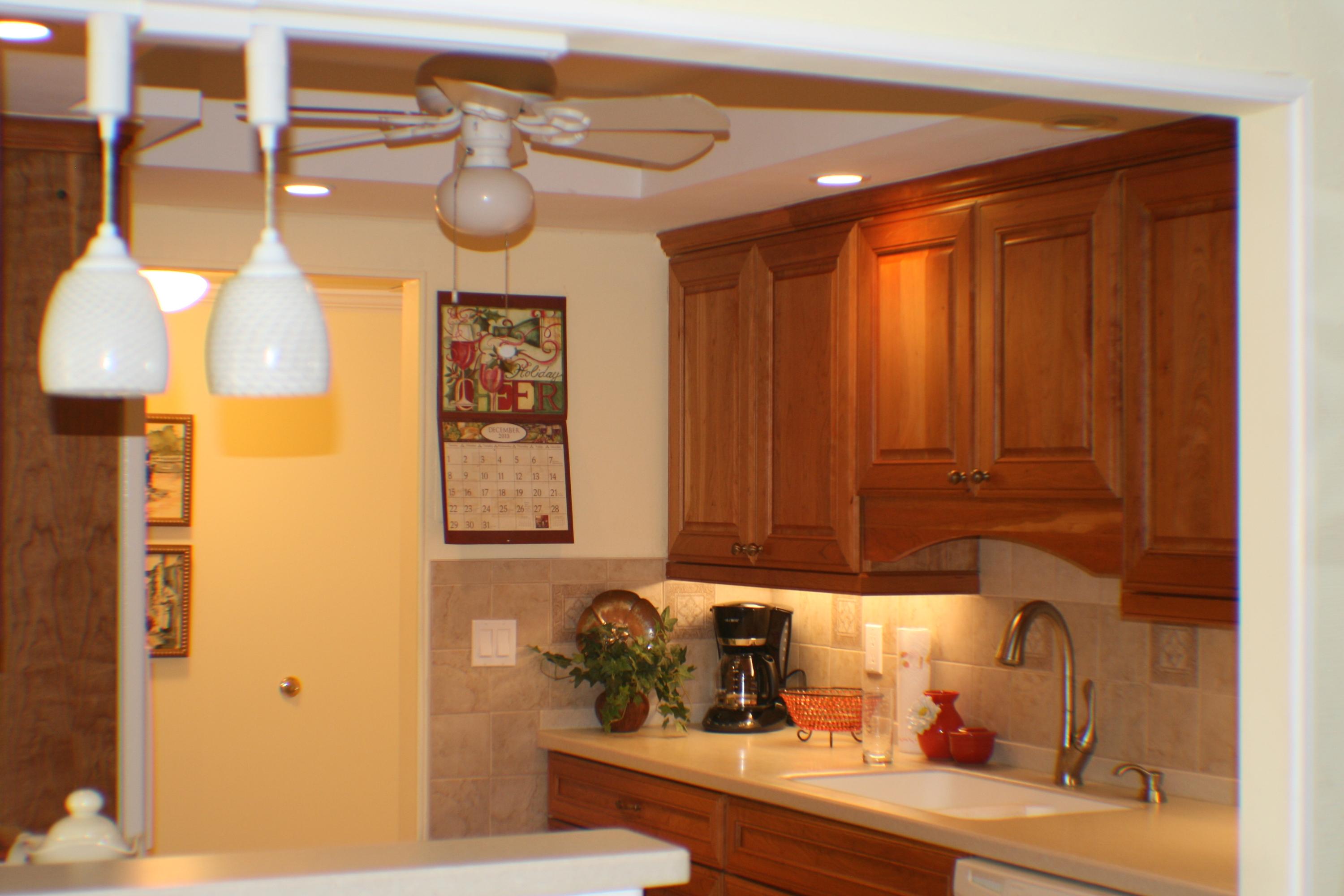 951 De Soto Road, Unit 328 Boca Raton, FL 33432 - Photo 6 of 22 Kitchen
