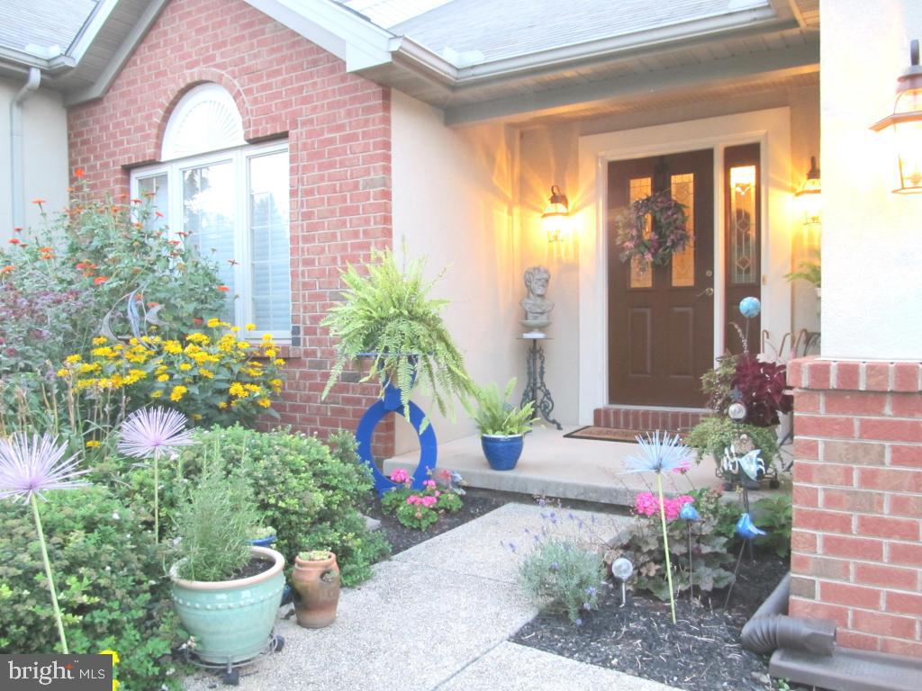 110 White Chapel Road Lancaster, PA 17603 - Photo 1 of 24 Gallery Image 1