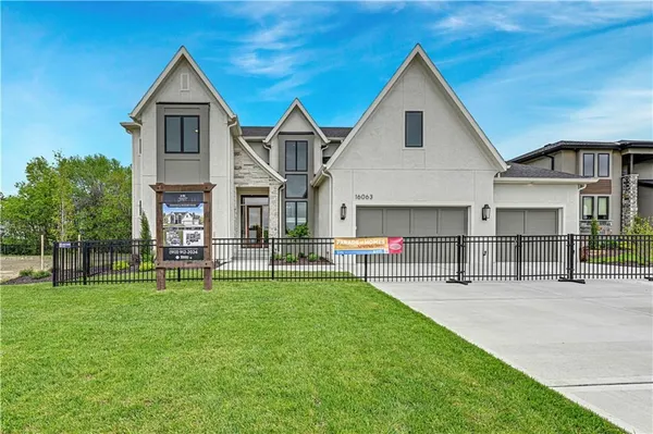 $1,650,953 | 16063 South Twilight Lane, Olathe, KS 66062
