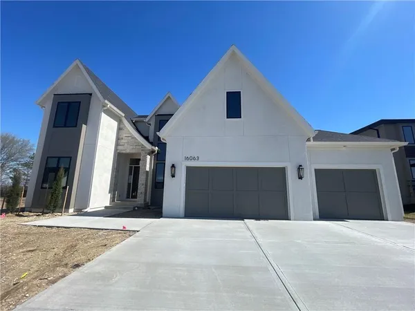 $1,385,772 | 16063 South Twilight Lane, Olathe, KS 66062