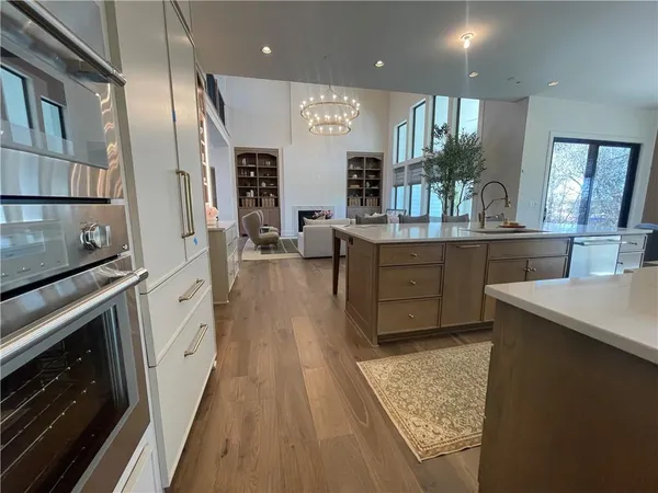 $1,385,772 | 16063 South Twilight Lane, Olathe, KS 66062