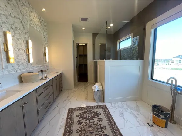 $1,385,772 | 16063 South Twilight Lane, Olathe, KS 66062