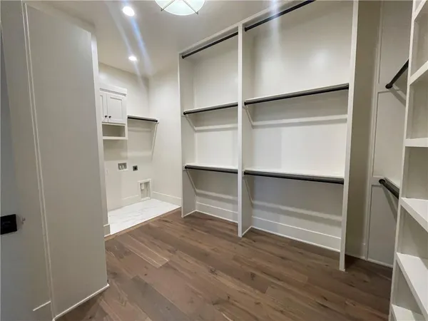 $1,385,772 | 16063 South Twilight Lane, Olathe, KS 66062