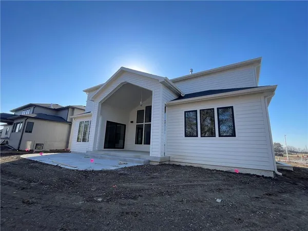 $1,385,772 | 16063 South Twilight Lane, Olathe, KS 66062