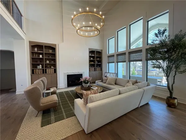 $1,385,772 | 16063 South Twilight Lane, Olathe, KS 66062