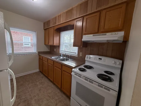 $142,500 | 981 Harrison Boulevard, Lincoln Park, MI 48146