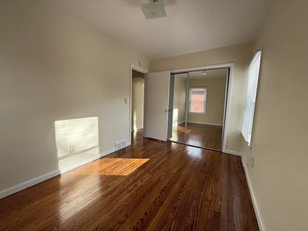 $142,500 | 981 Harrison Boulevard, Lincoln Park, MI 48146