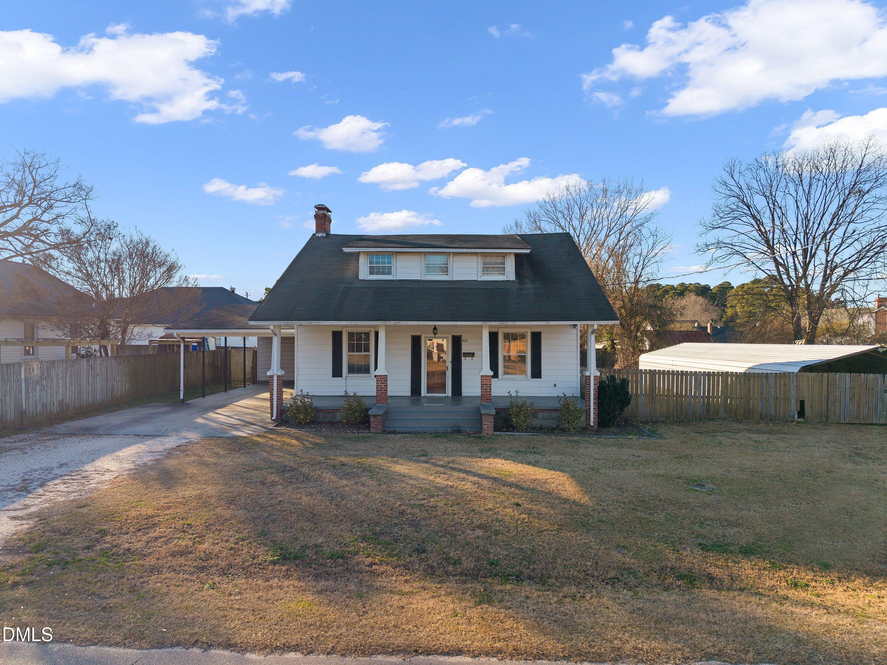 304 South 17th Street Erwin, NC 28339 - Photo 4 of 20 04-304 S 17 St