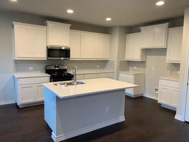 $380,000 | 434 Thornless Circle, Buda, TX 78610