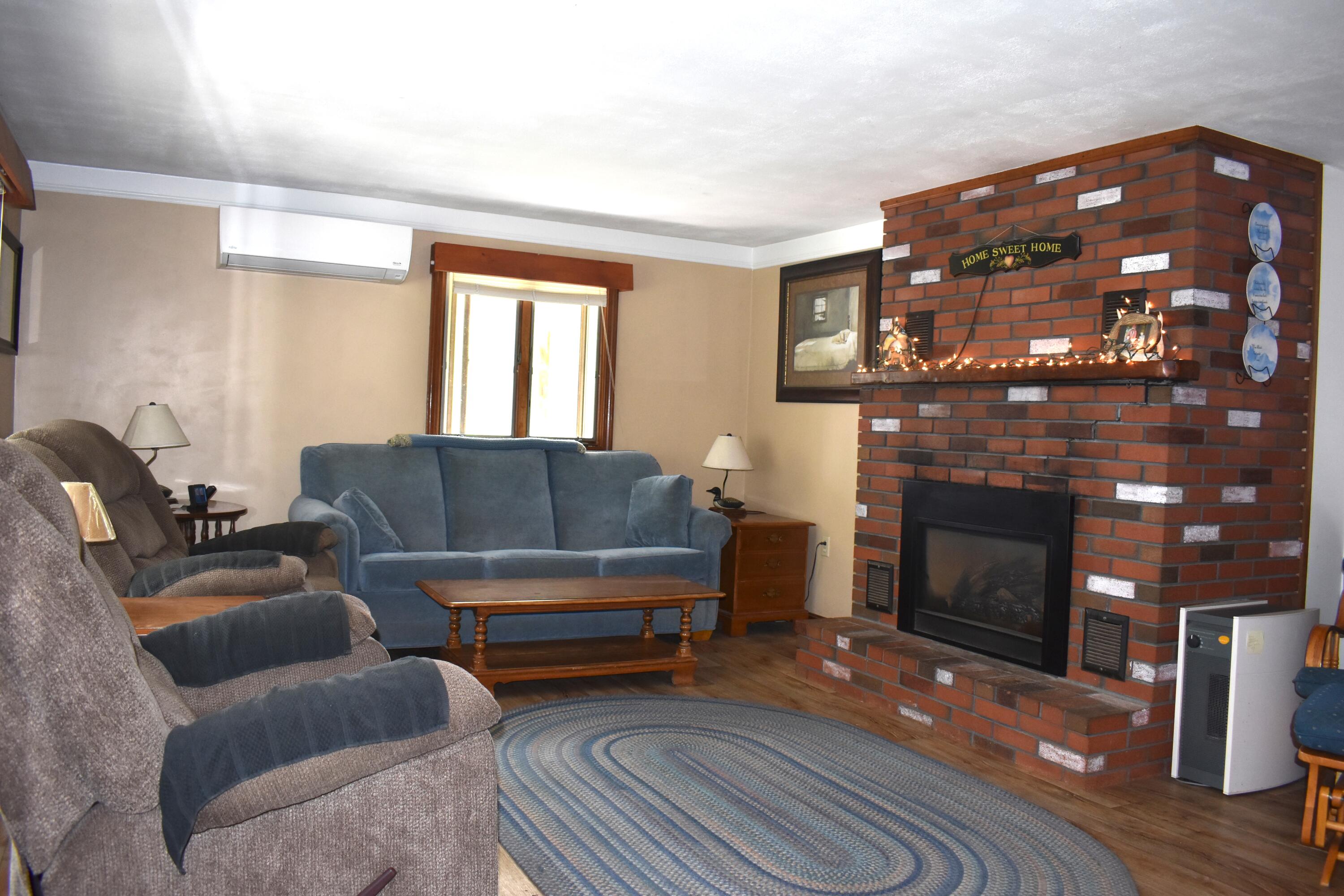 273 South Horseback Road Burnham, ME 04922 - Photo 20 of 42 living room