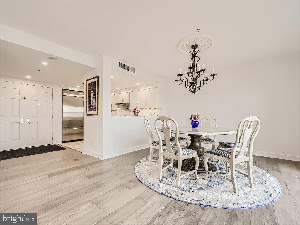250 President Street, Unit 211 Baltimore, MD 21202 - Photo 17 of 52