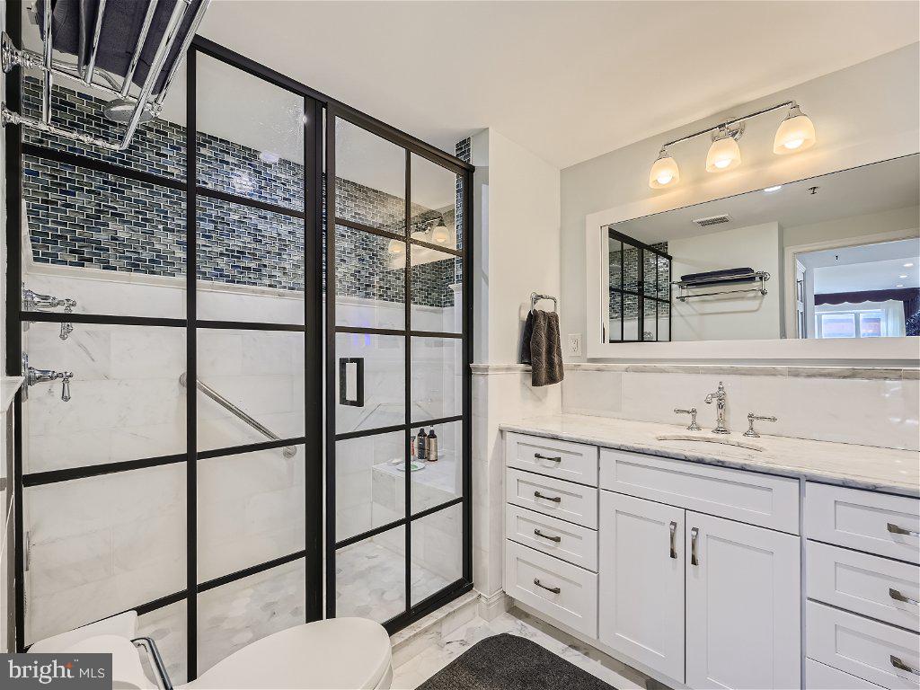 250 President Street, Unit 211 Baltimore, MD 21202 - Photo 22 of 52
