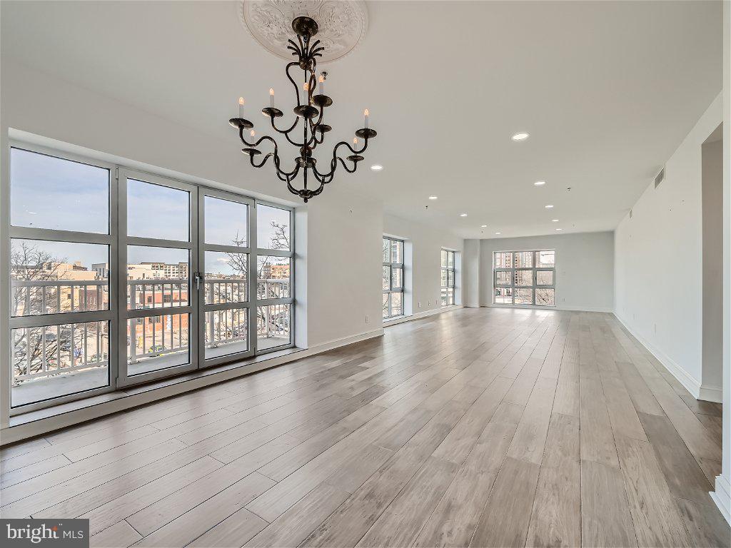 250 President Street, Unit 211 Baltimore, MD 21202 - Photo 45 of 52
