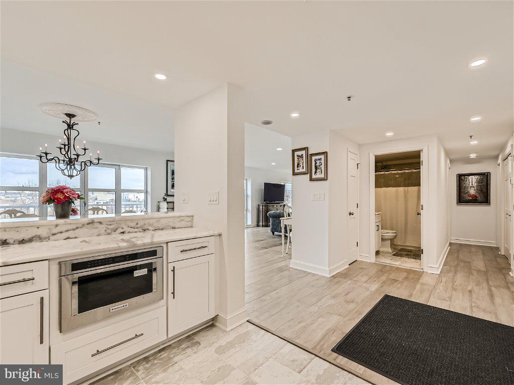 250 President Street, Unit 211 Baltimore, MD 21202 - Photo 8 of 52
