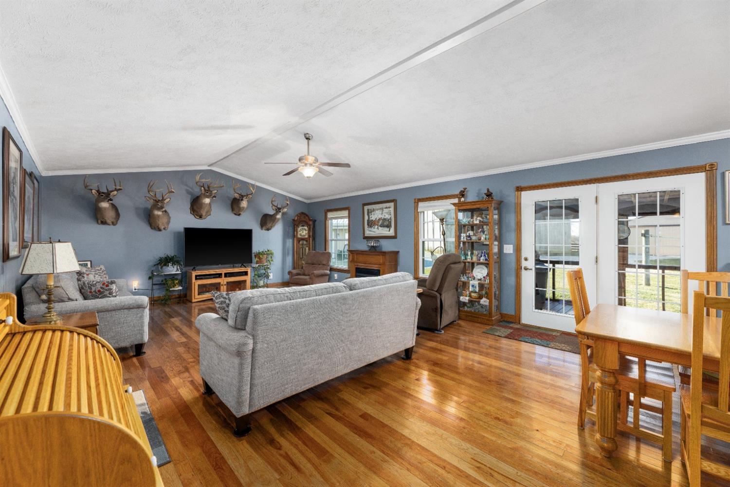 3981 Mckee Road Ripley, OH 45167 - Photo 4 of 32