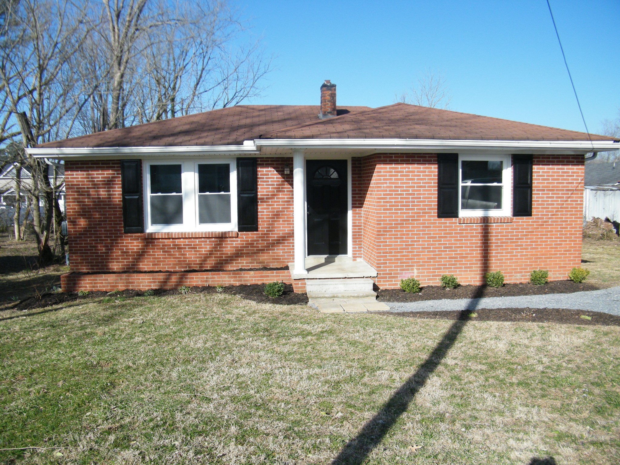 709 Haley Street Lafayette, TN 37083 - Photo 2 of 16 Gallery Image 2