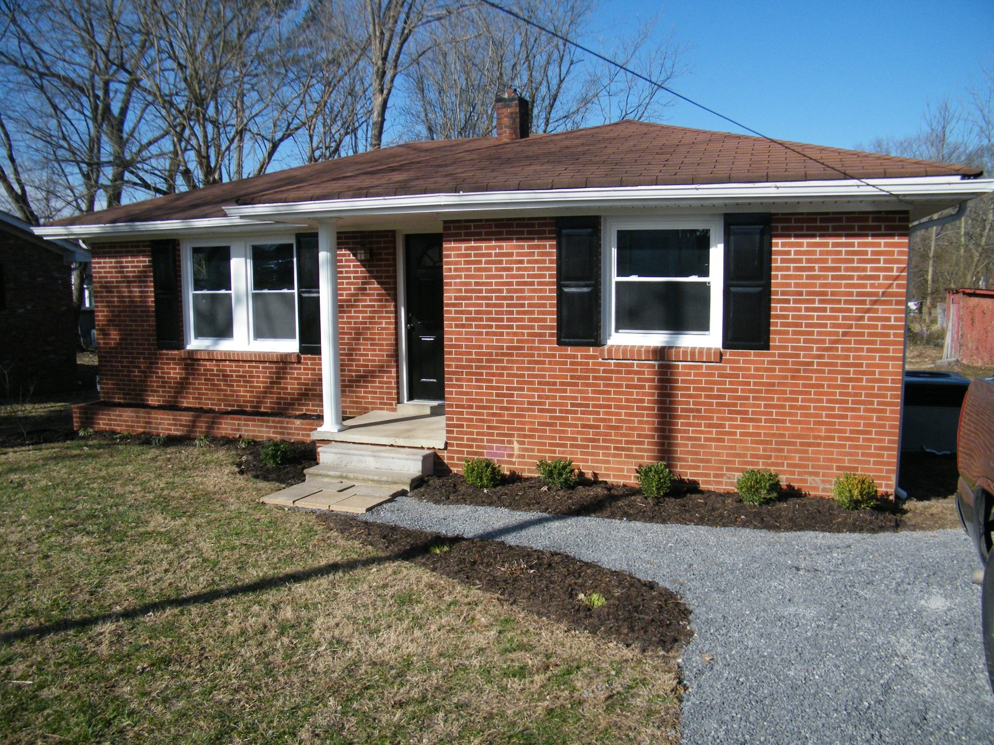 709 Haley Street Lafayette, TN 37083 - Photo 3 of 16 Gallery Image 3