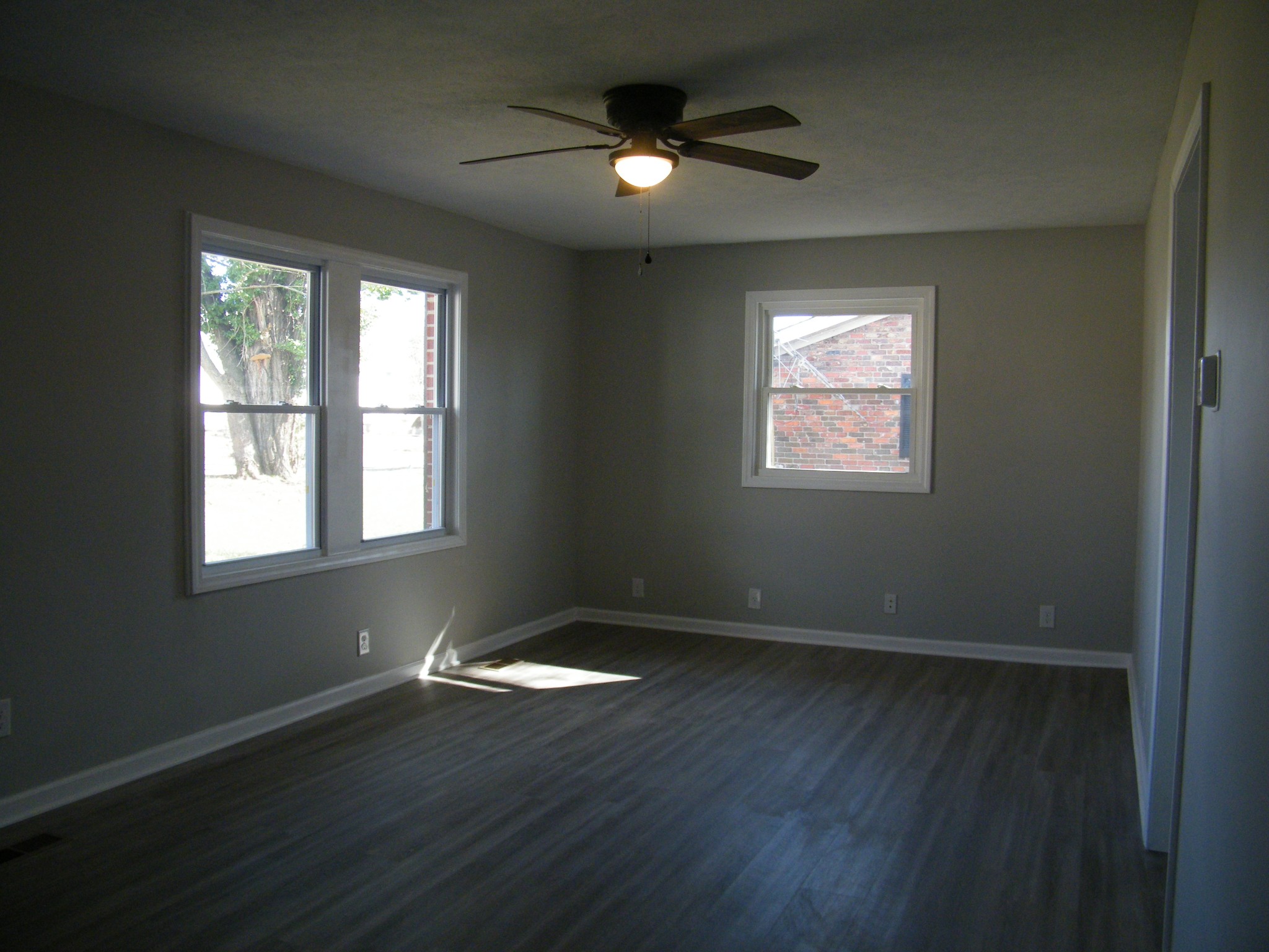 709 Haley Street Lafayette, TN 37083 - Photo 6 of 16 Gallery Image 6