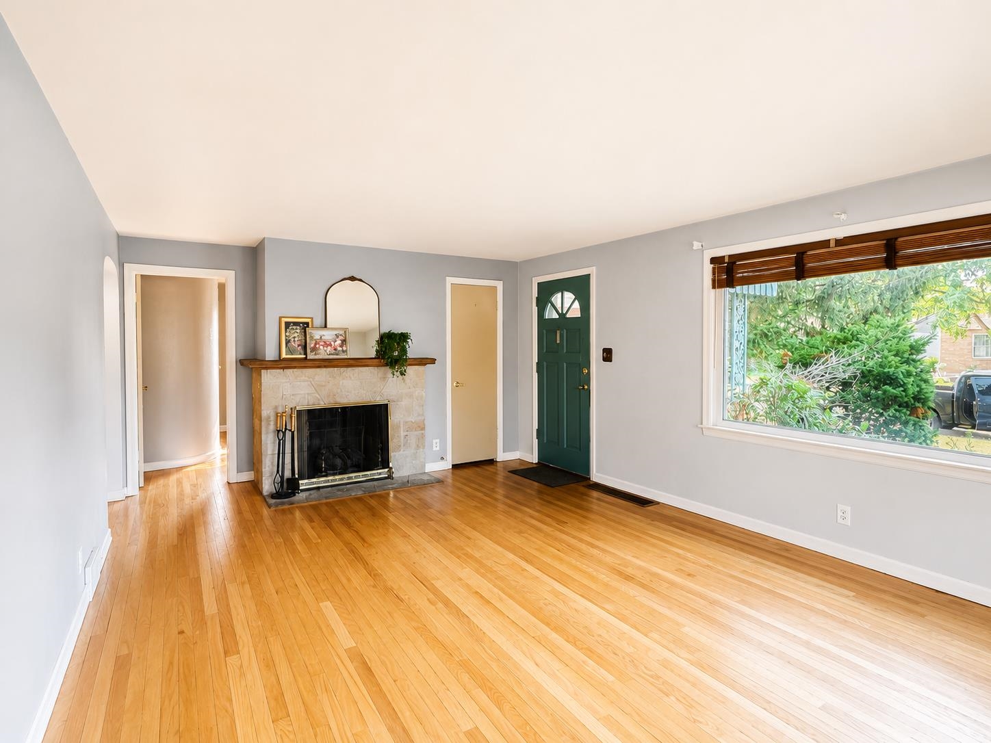 929 Center Street Delavan, WI 53115 - Photo 6 of 39 Gallery Image 6