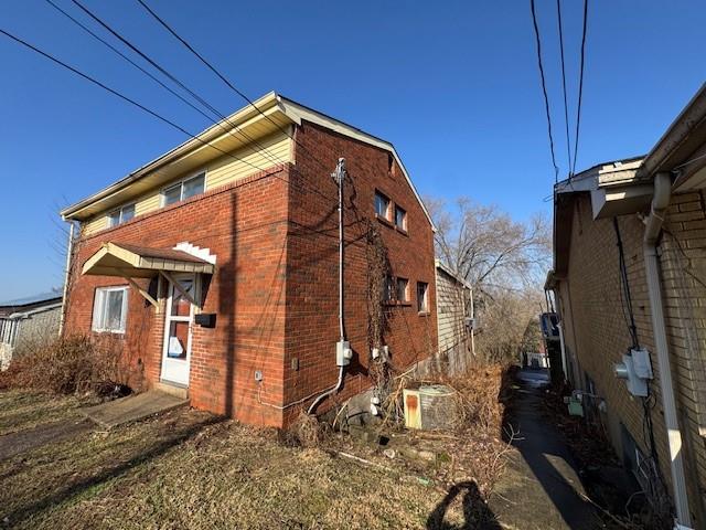 603 Lindsay Road Carnegie, PA 15106 - Photo 2 of 24 a view of a house with a yard