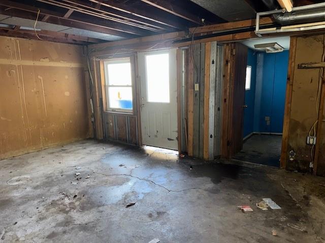 603 Lindsay Road Carnegie, PA 15106 - Photo 21 of 24 a view of a room with window