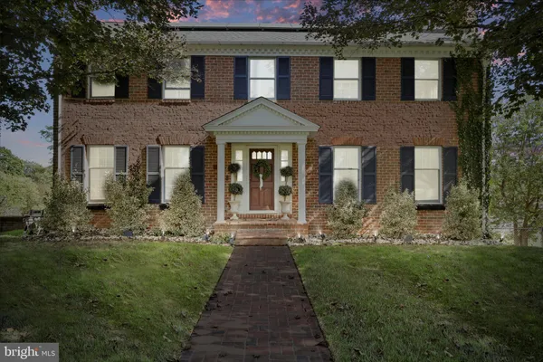 $679,999 | 305 North Red Hill Road, Martinsburg, WV 25401