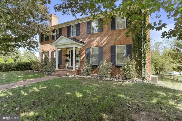$679,999 | 305 North Red Hill Road, Martinsburg, WV 25401