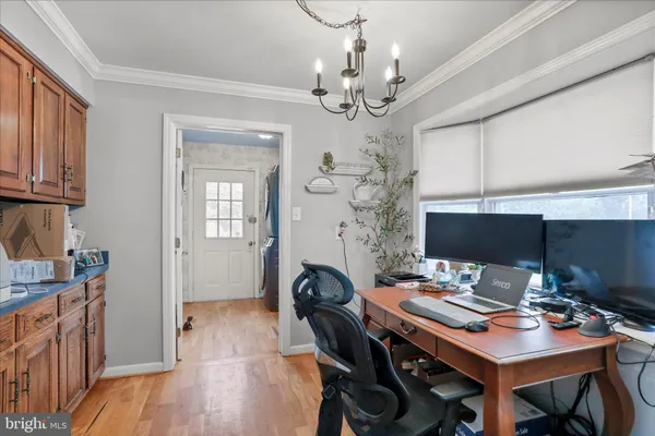 $679,999 | 305 North Red Hill Road, Martinsburg, WV 25401