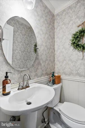 $679,999 | 305 North Red Hill Road, Martinsburg, WV 25401