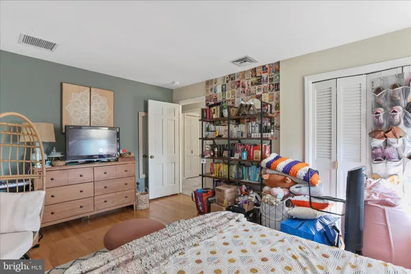 $679,999 | 305 North Red Hill Road, Martinsburg, WV 25401