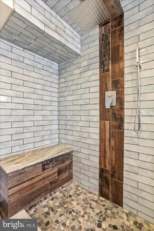 $679,999 | 305 North Red Hill Road, Martinsburg, WV 25401