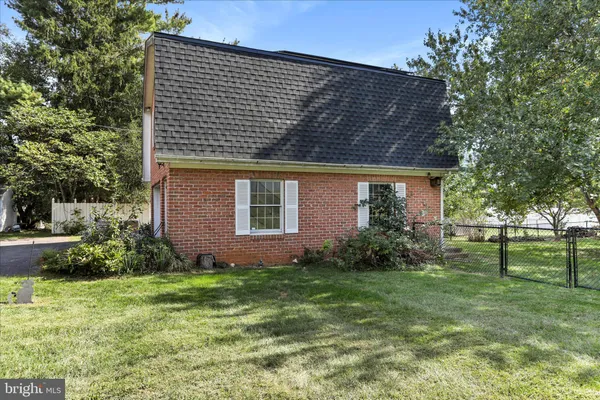 $679,999 | 305 North Red Hill Road, Martinsburg, WV 25401