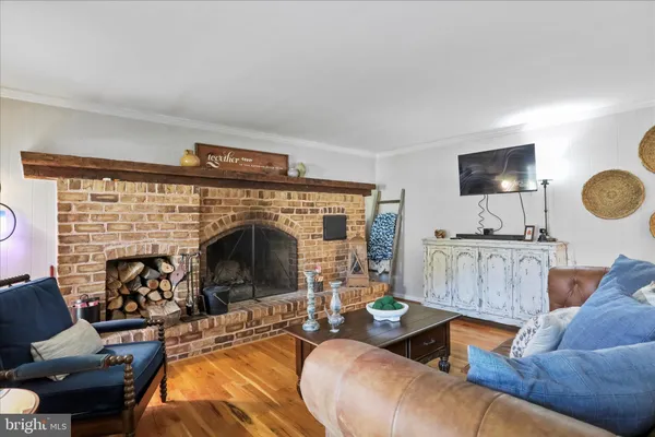 $679,999 | 305 North Red Hill Road, Martinsburg, WV 25401