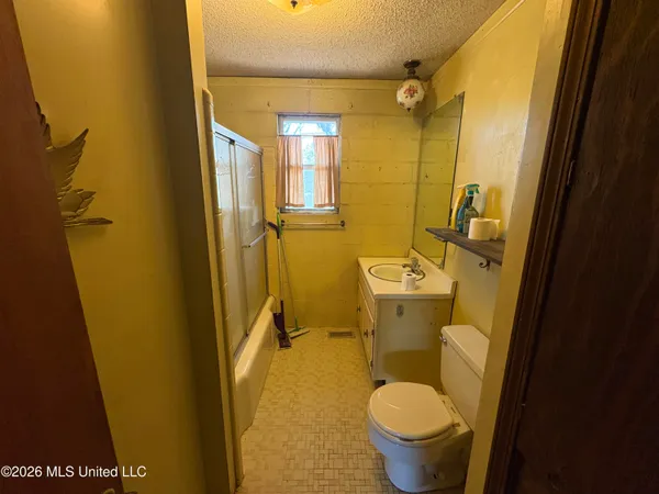 $99,000 | 8 County Road 529, Como, MS 38619