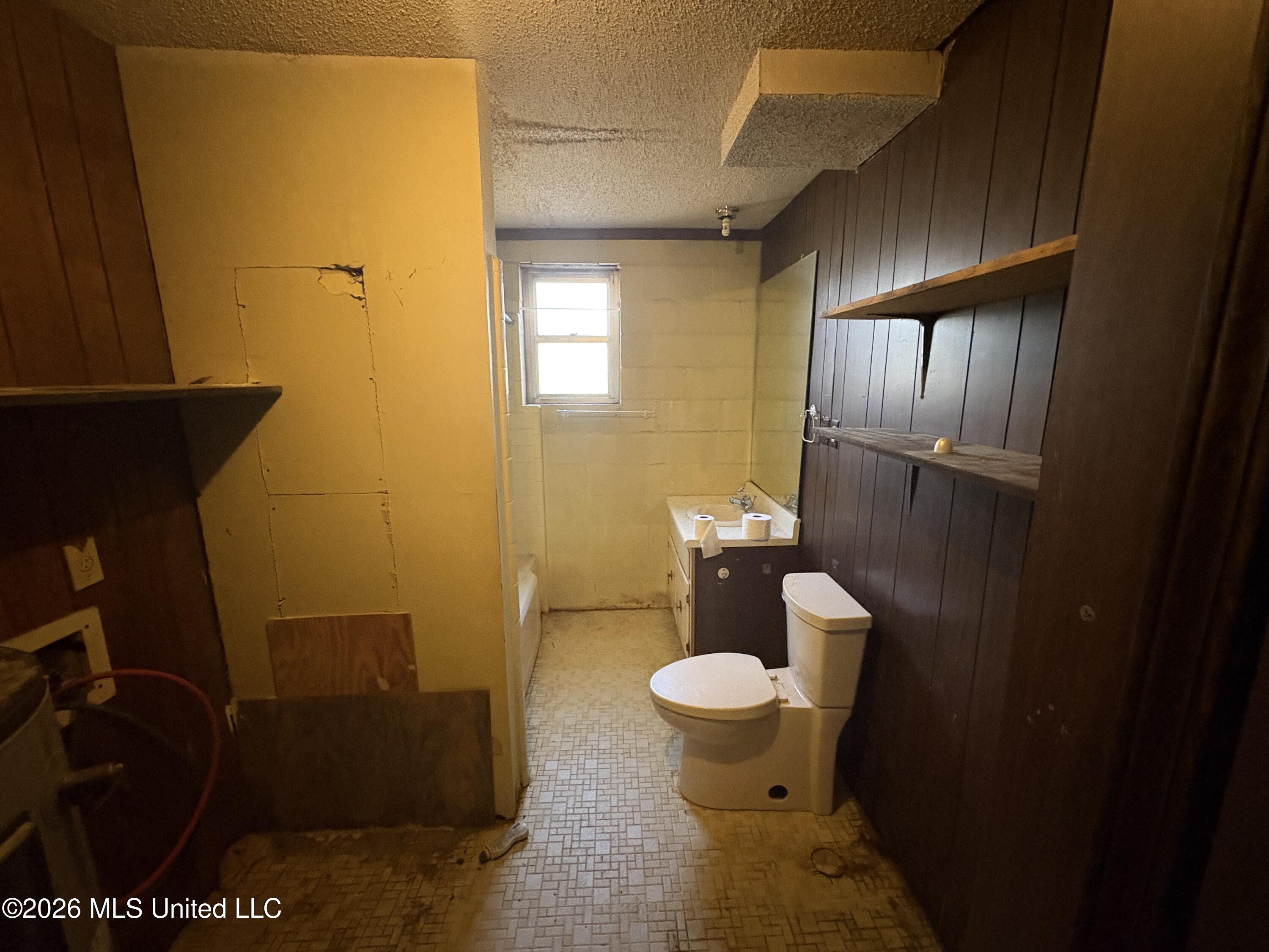 8 County Road 529 Como, MS 38619 - Photo 23 of 32 16_IMG_9442