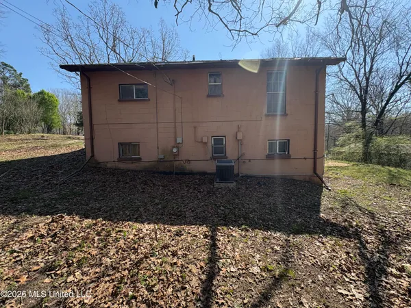 $99,000 | 8 County Road 529, Como, MS 38619