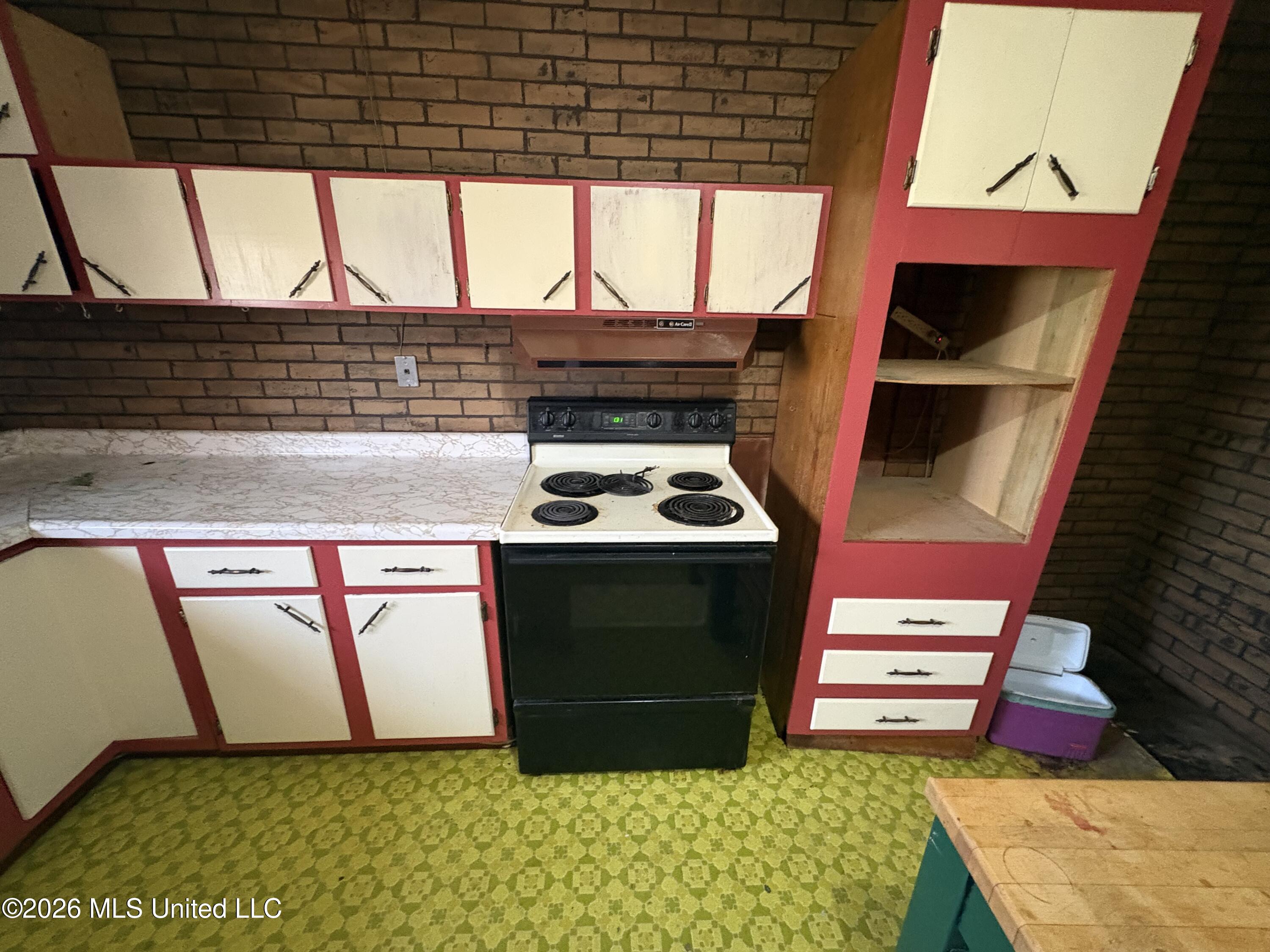 8 County Road 529 Como, MS 38619 - Photo 8 of 32 24_IMG_9423