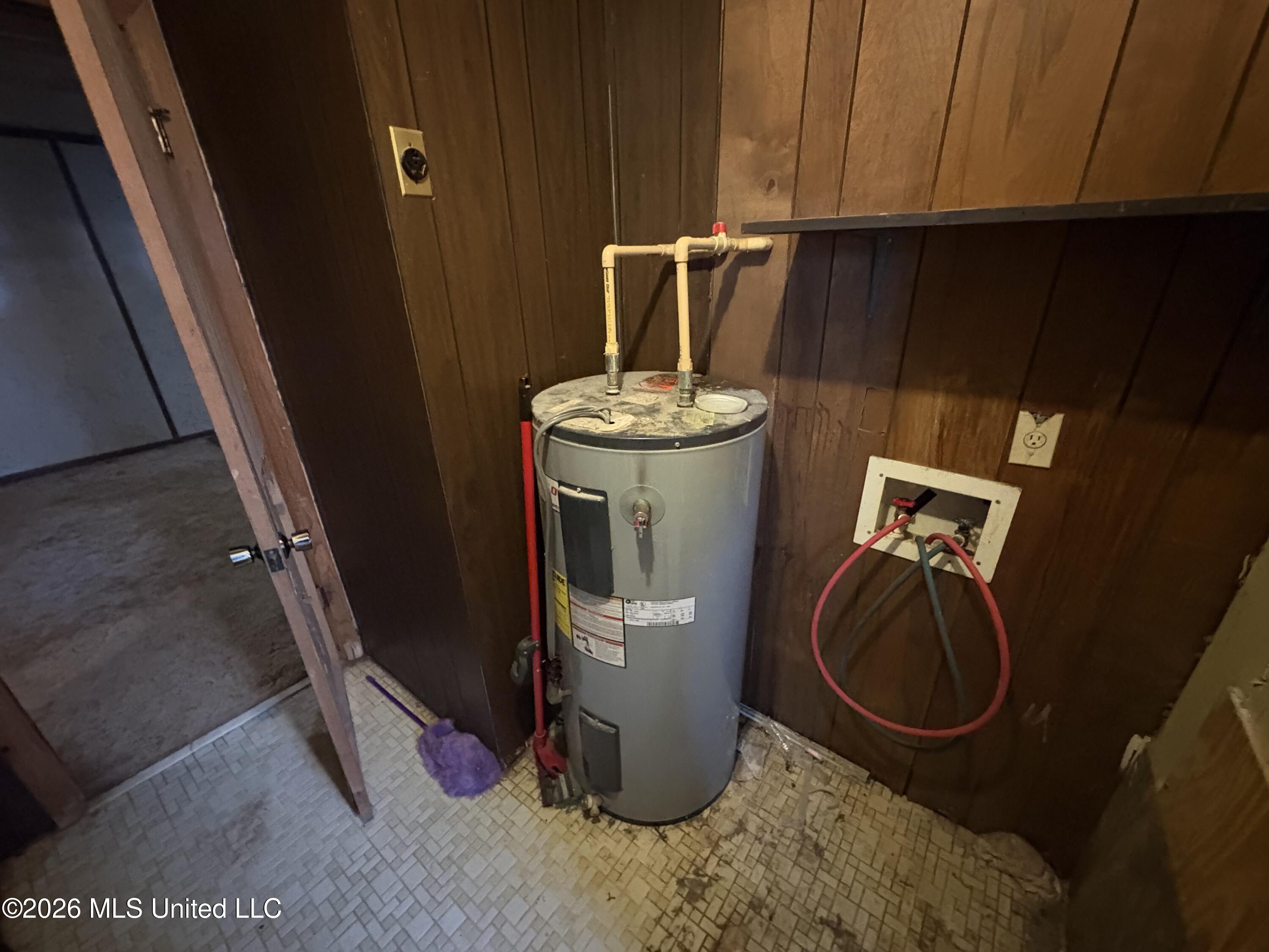 8 County Road 529 Como, MS 38619 - Photo 10 of 32 01_IMG_9444