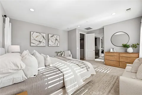 $3,149,000 | 17491 Oakbluffs Lane, Huntington Beach, CA 92649