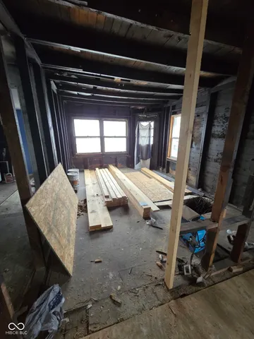 $120,000 | 720 South Noble Street, Shelbyville, IN 46176