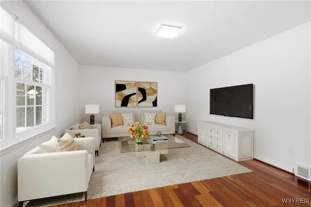 $405,000 | 215 Fruitwood Terrace, Amherst, NY 14221