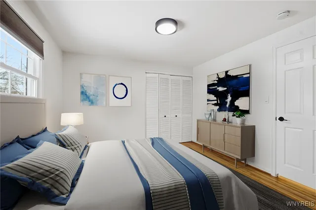 $405,000 | 215 Fruitwood Terrace, Amherst, NY 14221