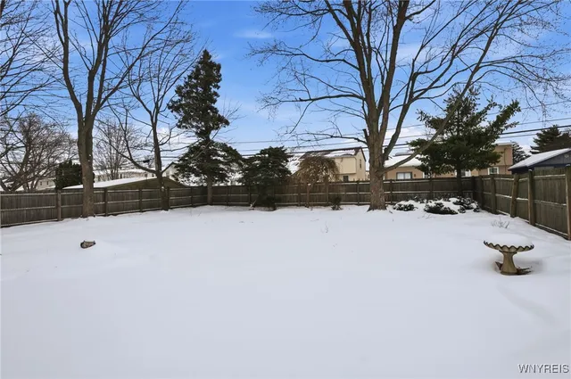 $405,000 | 215 Fruitwood Terrace, Amherst, NY 14221