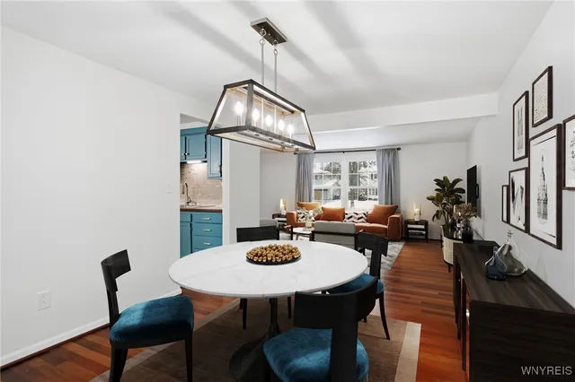 $405,000 | 215 Fruitwood Terrace, Amherst, NY 14221