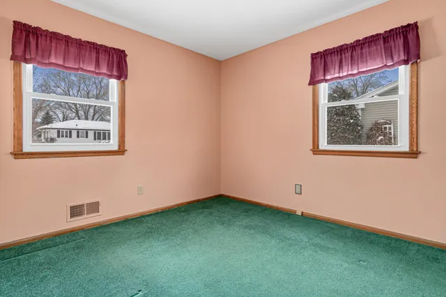 $350,000 | 3012 Aquila Avenue North, Crystal, MN 55427