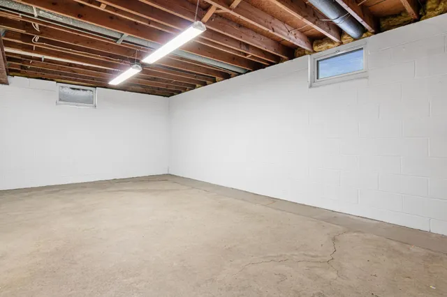 $350,000 | 3012 Aquila Avenue North, Crystal, MN 55427